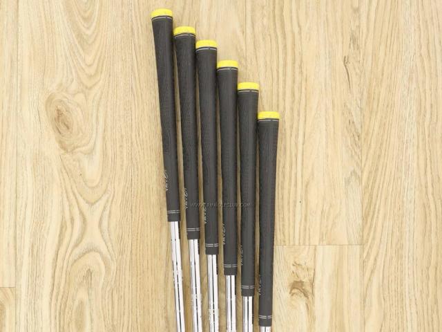 Iron set : Honma : ชุดเหล็ก Honma Bezeal 525 (ออกปี 2016 รุ่นนี้ใบใหญ่ที่สุดของ Honma) มีเหล็ก 6-11 (6 ชิ้น เทียบเท่า 5-Pw) ก้านเหล็ก NS Pro 950 Flex R