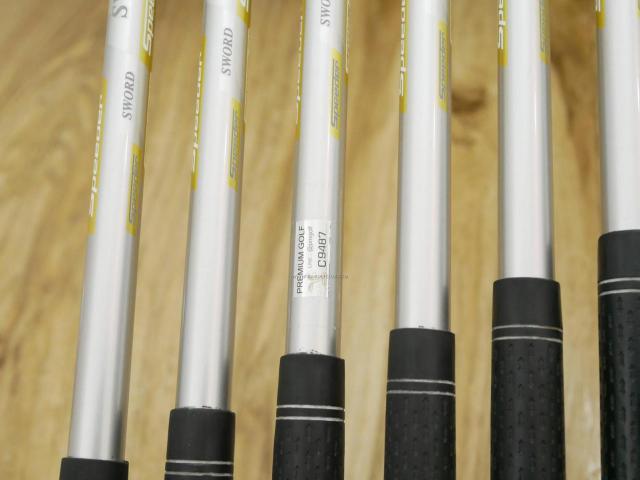 Iron set : Katana : ชุดเหล็กกระเทย Katana Sword Kabuto มีเหล็ก 6-Pw,Aw,Sw (7 ชิ้น เบอร์ 6 ตีระยะเท่าเหล็ก 5 ปกติ) ก้านกราไฟต์ Fujikura Speeder 556 Flex SR