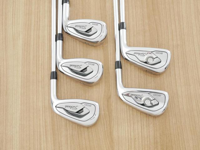 Iron set : Titleist : ชุดเหล็ก Titleist T200 (รุ่นปี 2020) มีเหล็ก 6-Pw (5 ชิ้น) ก้านเหล็ก NS Pro Modus 105 Flex S