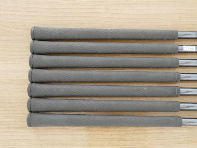 Iron set : Tsuruya : ชุดเหล็ก Tsuruya AXEL Gold Premium V (ออกปี 2023 ของใหม่ 7 หมื่นกว่าบาท หน้าเด้งสุดๆ ไกลสุดๆๆ) มีเหล็ก 7-Pw,Aw,As,Sw (7 ชิ้น ครบเซ็ต) ก้านกราไฟต์ Flex R
