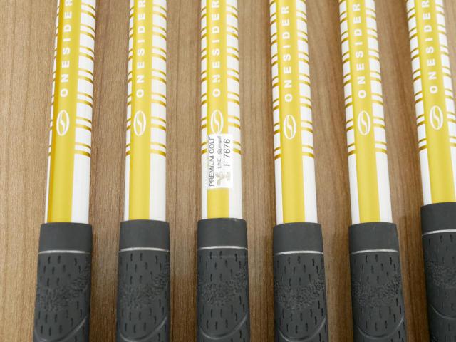 Iron set : Tsuruya : ชุดเหล็ก Tsuruya Onesider SE (ใบใหญ่ หน้าเด้ง) มีเหล็ก 6-Pw,Aw (6 ชิ้น) ก้านกราไฟต์ Flex R