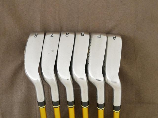 Iron set : Tsuruya : ชุดเหล็ก Tsuruya Onesider SE (ใบใหญ่ หน้าเด้ง) มีเหล็ก 6-Pw,Aw (6 ชิ้น) ก้านกราไฟต์ Flex R