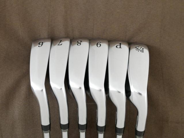 Iron set : Tourstage : ชุดเหล็ก Tourstage PHYZ III (ปี 2017 ซีรี่ย์ท๊อป ใบใหญ่ ตีง่าย ไกล) มีเหล็ก 6-Pw,Aw (6 ชิ้น) ก้านเหล็ก NS Pro 900 Flex R