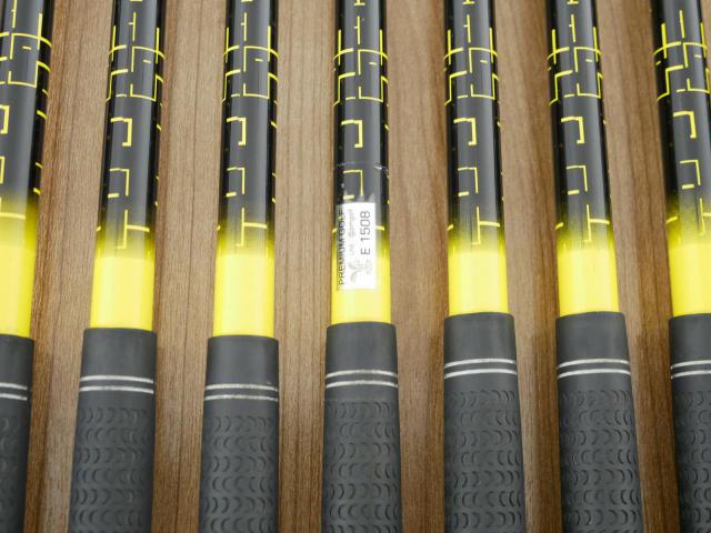 Iron set : Honma : ชุดเหล็ก Honma Bezeal 525 (ออกปี 2016 รุ่นนี้ใบใหญ่ที่สุดของ Honma) มีเหล็ก 5-11,Aw (8 ชิ้น) ก้านกราไฟต์ Honma Vizard 48 Flex R
