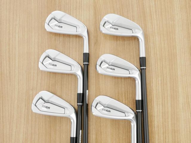 Iron set : PRGR : ชุดเหล็ก PRGR 02 Forged (ปี 2023 นุ่มมาก หายาก) มีเหล็ก 5-Pw (6 ชิ้น) ก้านกราไฟต์ Mitsubishi Diamana Flex SR