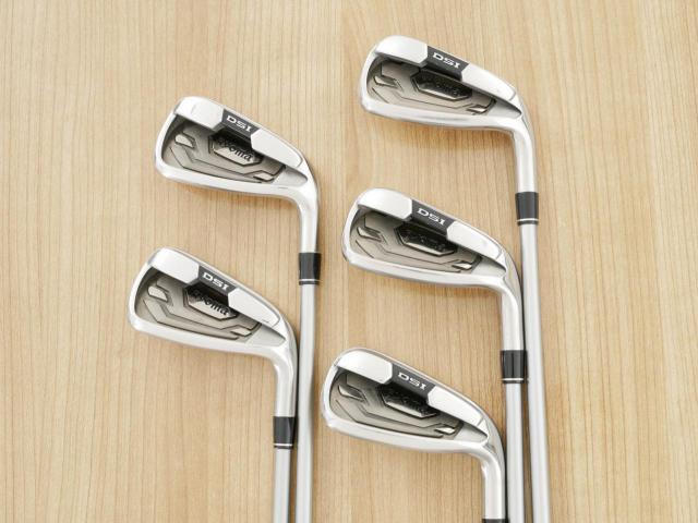 Iron set : Other Brand : ชุดเหล็ก Ryoma DSI (ตีง่ายมาก ไกลมากๆ หายากสุดๆ) มีเหล็ก 6-Pw (5 ชิ้น เหล็ก 7 ระยะเท่าเหล็ก 6 รุ่นอื่น) ก้านกราไฟต์ Tour AD Flex SR