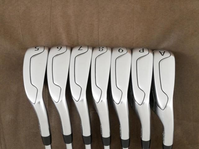 Iron set : Titleist : ชุดเหล็ก Titleist VG3 Type D Forged (รุ่นปี 2019 Japan Spec. ตีง่ายและไกลที่สุดของ Titleist) มีเหล็ก 5-Pw,Aw (7 ชิ้น) ก้านเหล็ก NS Pro Zelos 8 Flex R