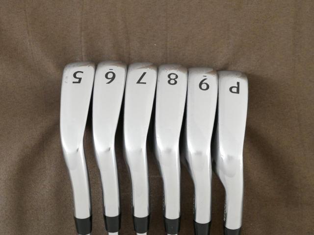 Iron set : Titleist : ชุดเหล็ก Titleist VG3 Forged (ออกปี 2019 Japan Spec. นุ่มแน่น) มีเหล็ก 5-Pw (6 ชิ้น) ก้านเหล็ก NS Pro Modus 105 Flex S
