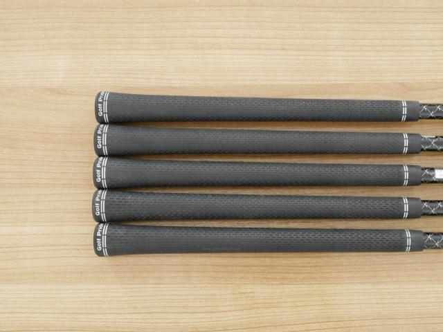 Iron set : Yamaha : ชุดเหล็ก Yamaha RMX VDX (รุ่นล่าสุด ออกปี 2024 ตีไกลและง่ายมากๆๆ ค่า MOI สูงสุด) มีเหล็ก 6-Pw (5 ชิ้น) ก้านกราไฟต์ Mitsubishi TENSEI TR 70i Flex R
