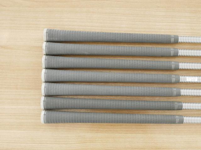 Iron set : Other Brand : ชุดเหล็ก Nike Slingshot (ใบใหญ่ ตีง่าย) มีเหล็ก 5-Pw,Sw (7 ชิ้น) ก้านกราไฟต์ Flex W