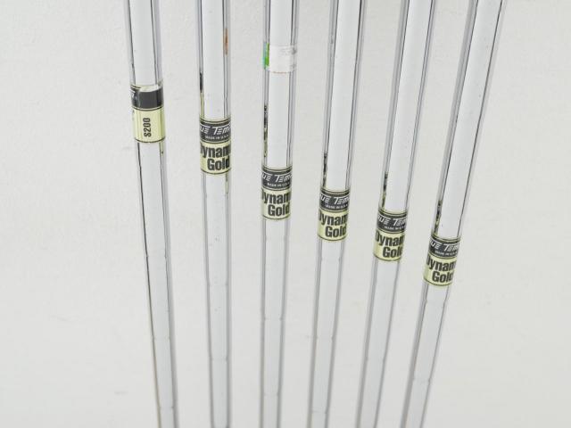 Iron set : Titleist : ชุดเหล็ก Titleist AP2 714 Forged มีเหล็ก 5-Pw (6 ชิ้น) ก้านเหล็ก Dynamic Gold S200