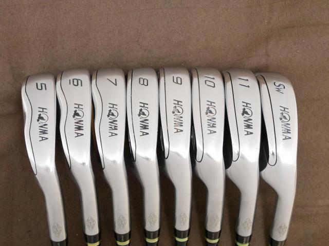 Iron set : Honma : **ก้าน 3 ดาว** ชุดเหล็ก Honma Beres MG803 มีเหล็ก 5-11,Sw (8 ชิ้น) ก้านกราไฟต์ ARMRQ UD54 Flex R (3 ดาว)