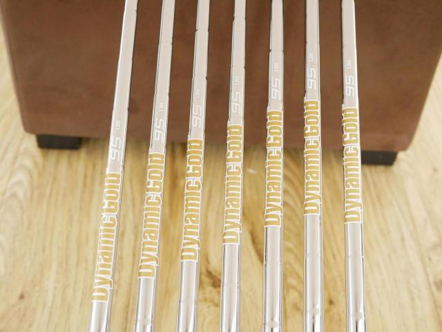 Iron set : Ping : ชุดเหล็ก Ping G700 (ปี 2019 Japan Spec. ใบใหญ่ ง่ายที่สุด ไกลที่สุดของ Ping) มีเหล็ก 5-Pw,Aw (7 ชิ้น) ก้านเหล็ก Dynamic Gold 95 S200