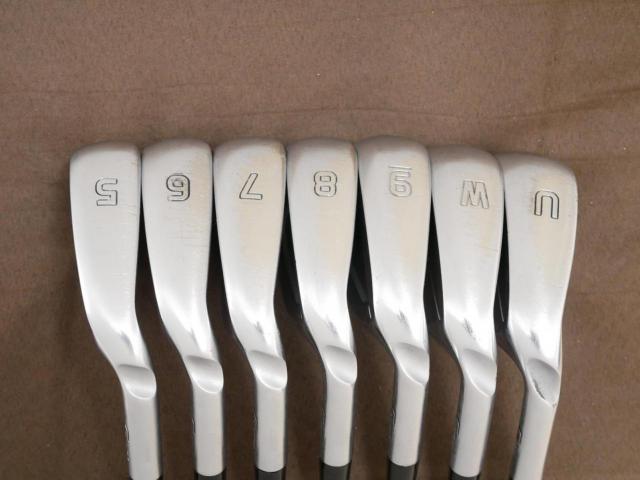 Iron set : Ping : ชุดเหล็ก Ping G700 (ปี 2019 Japan Spec. ใบใหญ่ ง่ายที่สุด ไกลที่สุดของ Ping) มีเหล็ก 5-Pw,Aw (7 ชิ้น) ก้านเหล็ก Dynamic Gold 95 S200