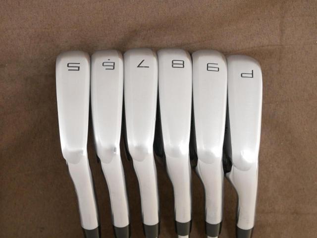 Iron set : Taylormade : ชุดเหล็ก Taylormade P770 Forged (ปี 2018 นุ่ม แน่น) มีเหล็ก 5-Pw (6 ชิ้น) ก้านเหล็ก AMT Black S300