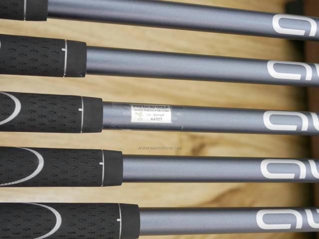 Iron set : Ping : ชุดเหล็ก Ping G425 (รุ่นล่าสุด ออกปี 2020 Japan Spec. ใบใหญ่ ง่าย ไกล) มีเหล็ก 5-Pw (6 ชิ้น) ก้านกราไฟต์ Ping Alta J CB Slate Flex R