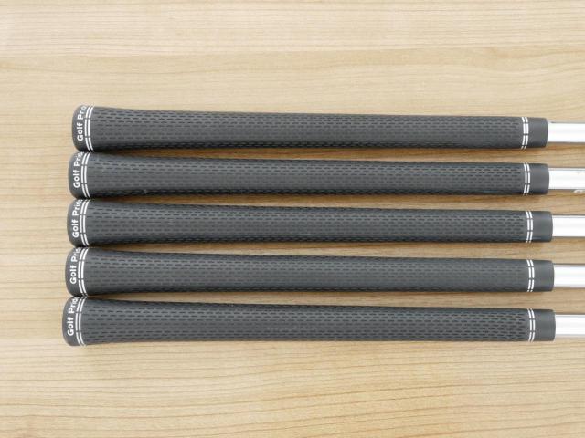 Iron set : Titleist : ชุดเหล็ก Titleist T100 Forged (รุ่นปี 2020) มีเหล็ก 6-Pw (5 ชิ้น) ก้านเหล็ก NS Pro Modus 105 Flex S