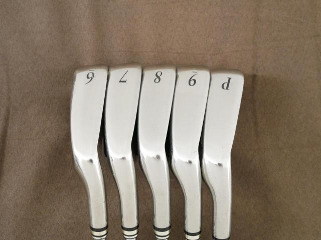 Iron set : XXIO : ชุดเหล็ก XXIO 8 (ใบใหญ่ ตีง่าย ไกล) มีเหล็ก 6-Pw (5 ชิ้น) ก้านเหล็ก NS Pro 900 Flex S