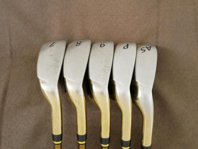 Iron set : Tsuruya : ชุดเหล็ก Tsuruya AXEL Gold Premium II (รุ่นปี 2017 ของใหม่ 6 หมื่นกว่าบาท หน้าเด้งสุดๆ ไกลสุดๆๆ) มีเหล็ก 7-Pw,As (5 ชิ้น) ก้านกราไฟต์ Flex S