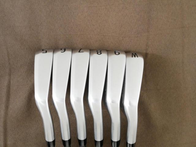 Iron set : PXG : ชุดเหล็ก PXG 0211 DUAL COR (ออกปี 2021 หน้าเด้ง ตีไกลมากๆ) มีเหล็ก 5-Pw (6 ชิ้น) ก้านกราไฟต์ Mitsubishi MMT 60 Flex R