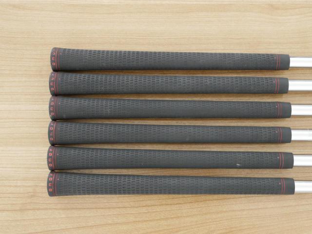 Iron set : Daiwa : ชุดเหล็ก Daiwa OnOff AKA (ออกปี 2022 ตีง่าย ไกล หน้าเด้ง บางเพียง 1.9 มิล) มีเหล็ก 5-Pw (6 ชิ้น) ก้านเหล็ก KBS Tour Lite 100 Flex S