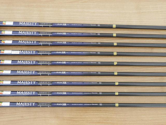 Iron set : Maruman : ชุดเหล็ก Maruman Majesty Royal Black (รุ่นท๊อปสุด ตีง่าย เด้ง ไกลมากๆ) มีเหล็ก 5-10,Pw,Aw,Sw (9 ชิ้น ระยะเทียบเท่า 4-Pw,Aw,Sw) ก้านกราไฟต์ Flex SR