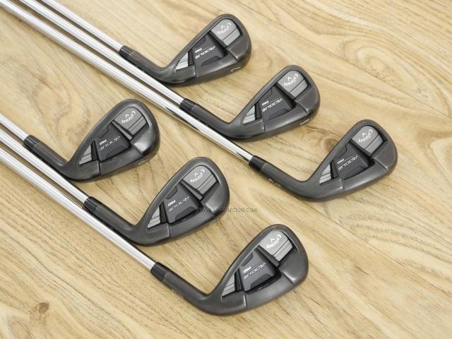 Iron set : Callaway : ชุดเหล็ก Callaway Rogue Pro CF18 (ออกปี 2018 นุ่ม มัน คม) มีเหล็ก 5-Pw (6 ชิ้น) ก้านเหล็ก NS Pro Modus 120 Flex S
