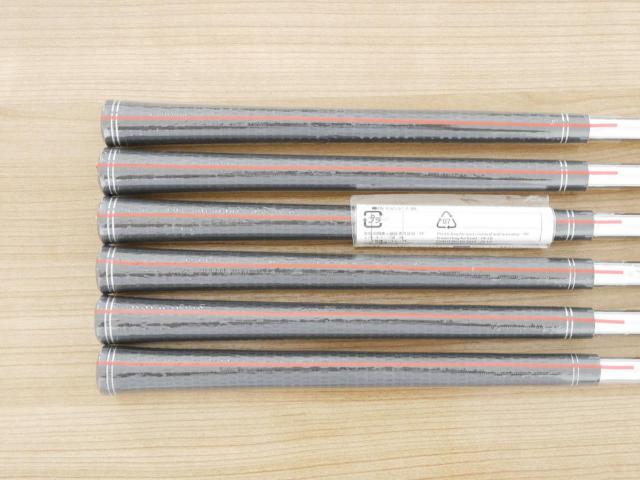 Iron set : Yamaha : **ของใหม่ ยังไม่แกะพลาสติก** ชุดเหล็ก Yamaha RMX Forged (ปี 2022 นุ่มมากๆ) มีเหล็ก 5-Pw (6 ชิ้น) ก้านเหล็ก NS Pro 950 Flex R