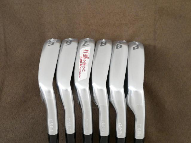 Iron set : Yamaha : **ของใหม่ ยังไม่แกะพลาสติก** ชุดเหล็ก Yamaha RMX Forged (ปี 2022 นุ่มมากๆ) มีเหล็ก 5-Pw (6 ชิ้น) ก้านเหล็ก NS Pro 950 Flex R