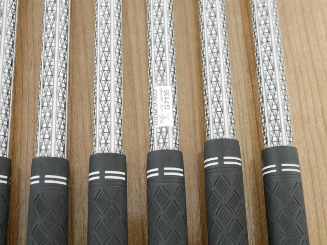 Iron set : Tourstage : ชุดเหล็ก Tourstage PHYZ III (ปี 2017 ซีรี่ย์ท๊อป ใบใหญ่ ตีง่าย ไกล) มีเหล็ก 5-Pw (6 ชิ้น) ก้านกราไฟต์ Flex R