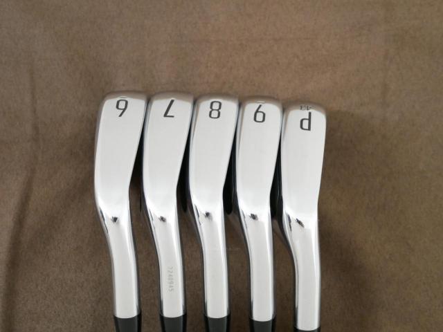 Iron set : Titleist : ชุดเหล็ก Titleist T300 (ปี 2022) มีเหล็ก 6-Pw (5 ชิ้น) ก้านกราไฟต์ Fujikura MCI 60 Flex R