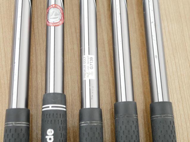 Iron set : Taylormade : ชุดเหล็ก Taylormade Gloire Forged (รุ่นท๊อปสุด Japan Spec.) มีเหล็ก 6-Pw (5 ชิ้น) ก้านกราไฟต์ Flex R