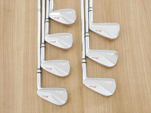 Iron set : Other Brand : ชุดเหล็ก Srixon Z945 Forged (ออกปี 2017) มีเหล็ก 4-Pw (7 ชิ้น) ก้านเหล็ก Dynamic Gold S200