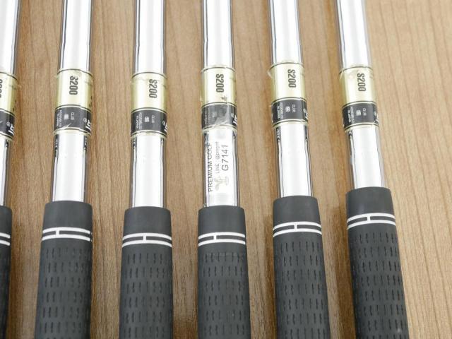 Iron set : Other Brand : ชุดเหล็ก Srixon Z945 Forged (ออกปี 2017) มีเหล็ก 4-Pw (7 ชิ้น) ก้านเหล็ก Dynamic Gold S200
