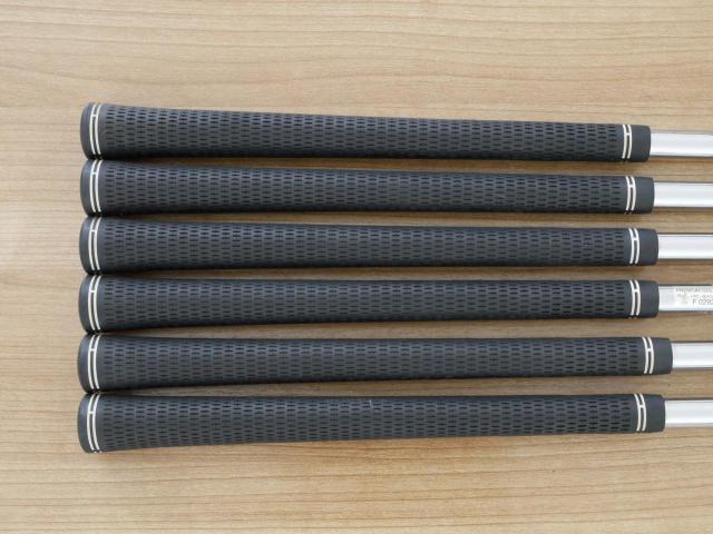 Iron set : XXIO : ชุดเหล็ก XXIO 7 (ตีง่ายมาก ไกล) มีเหล็ก 5-Pw (6 ชิ้น) ก้านเหล็ก NS Pro 920 Flex R