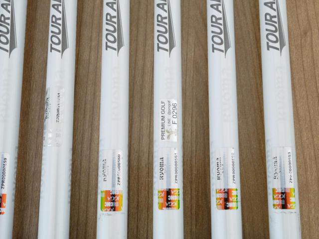 Iron set : Other Brand : ชุดเหล็ก Ryoma DSI (ตีง่ายมาก ไกลมากๆ หายากสุดๆ) มีเหล็ก 5-Pw (6 ชิ้น) ก้านกราไฟต์ Tour AD Flex S