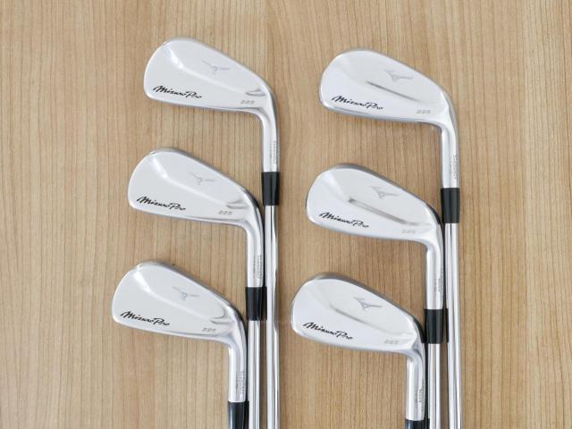 Iron set : Mizuno : ชุดเหล็ก Mizuno Pro 225 Forged (ปี 2023 นุ่ม แน่น ระยะดี) มีเหล็ก 5-Pw (6 ชิ้น) ก้านเหล็ก Dynamic Gold 95 S200