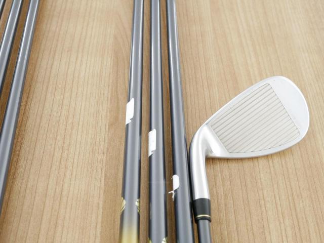 Iron set : Taylormade : ชุดเหล็ก Taylormade Gloire G (รุ่นท๊อปสุด ตีไกลมากๆ เหล็ก 7 Loft 26.5 หน้าเด้ง) มีเหล็ก 6-Pw,Aw,Sw (7 ชิ้น) ก้านกราไฟต์ Flex R