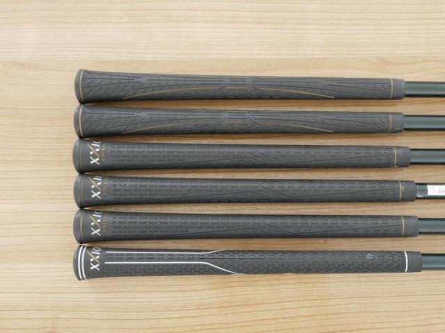 Iron set : XXIO : ชุดเหล็ก XXIO Prime 4 (รุ่นท๊อปสุด หน้าเด้ง) มีเหล็ก 5-Pw (6 ชิ้น) ก้าน SP-400 Flex R