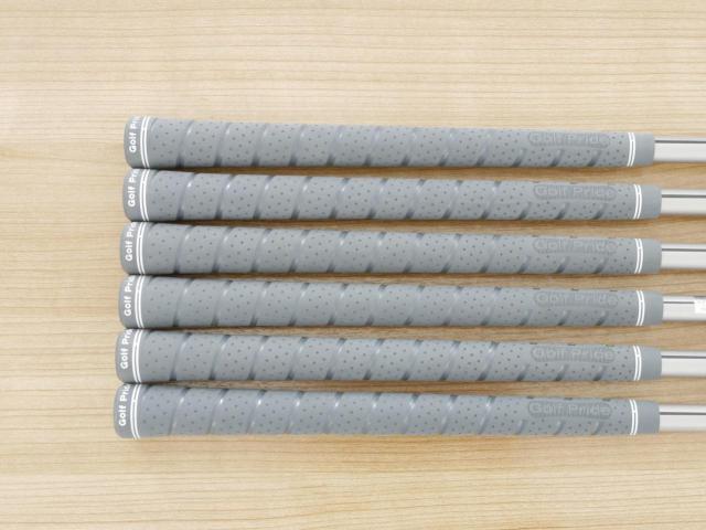 Iron set : Tourstage : ชุดเหล็ก Tourstage VIQ (Forged) มีเหล็ก 5-Pw (6 ชิ้น) ก้านกราไฟต์ Tour AD 75 Flex R