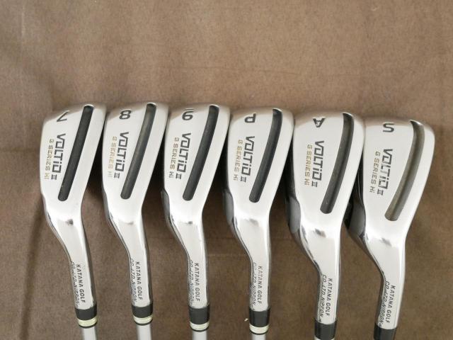 Iron set : Katana : ชุดเหล็กกระเทย Katana Voltio III G Series Hi (ตีง่าย ไกลมาก) มีเหล็ก 7-Pw,Aw,Sw (6 ชิ้น ระยะเทียบเท่า เหล็ก 6-Pw,Sw) ก้าน Tour AD VS-5 Flex R