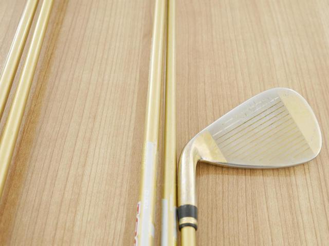 Iron set : Katana : **มีตำหนิ** ชุดเหล็ก Katana Voltio NINJA 880Hi Gold (รุ่นท็อปสุด ปี 2018 ตีง่าย ไกล สวยมากๆ) มีเหล็ก 6-Pw (5 ชิ้น) ก้านกราไฟต์ Fujikura Speeder 361 Flex R-Easy Light (R2)