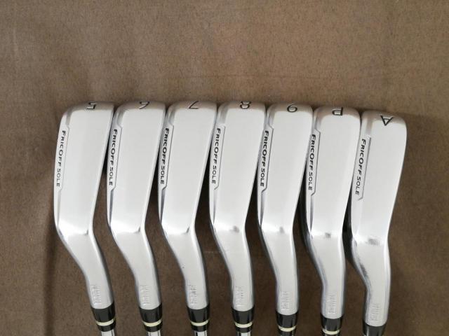 Iron set : Yamaha : ชุดเหล็ก Yamaha Inpres UD+2 (ออกปี 2019 ตีไกลที่สุด ไกลกว่าเหล็กทั่วไป 2 เบอร์ หน้าเด้ง COR 0.822) มีเหล็ก 5-Pw,Aw (7 ชิ้น) ก้านเหล็ก NS Pro Zelos 7 Flex S