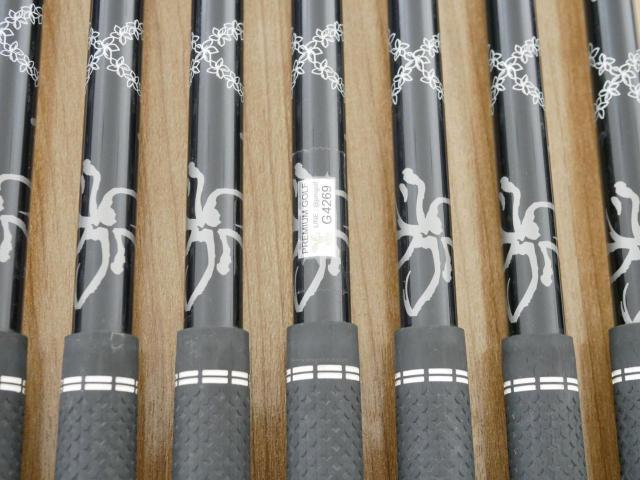 Iron set : Epon : ชุดเหล็ก EPON AF-306 Forged (รุ่นปี 2023) มีเหล็ก 5-Pw,Aw (7 ชิ้น) ก้านกราไฟต์ Mitsubishi Diamana Thump i95 Flex S