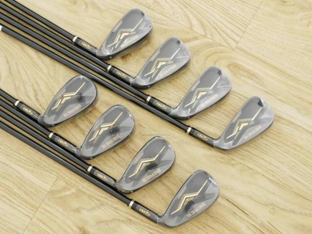 Iron set : Honma : **ของใหม่ ยังไม่แกะพลาสติก** ชุดเหล็ก Honma Beres Black Forged (รุ่นล่าสุด ปี 2022 สวยมากๆ) มีเหล็ก 5-11,Aw (8 ชิ้น เทียบเท่า 4-Pw,Aw) ก้าน ARMRQ MX Flex R