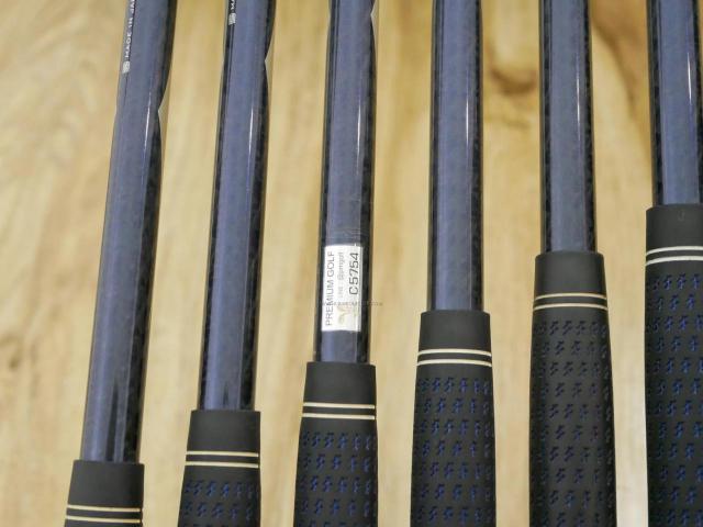 Iron set : Honma : ชุดเหล็ก Honma Bezeal 525 (รุ่นนี้ใบใหญ่ที่สุดของ Honma) มีเหล็ก 6-11,Aw (7 ชิ้น เทียบเท่า 5-Pw,Aw) ก้านกราไฟต์ Honma ARMRQ 8 (48) Flex SR (2 ดาว)