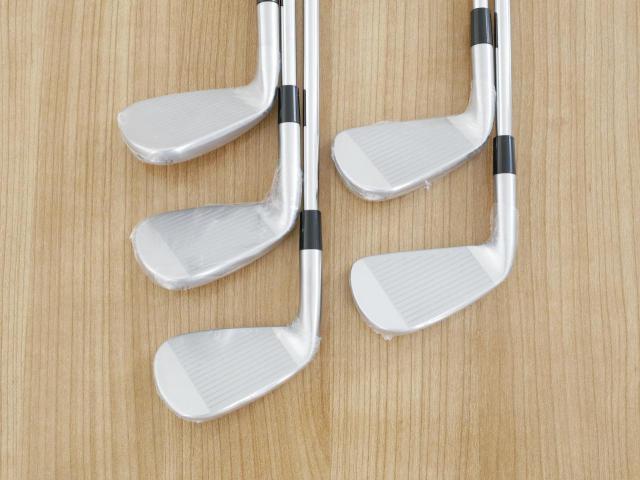 Iron set : Taylormade : **ของใหม่ ยังไม่แกะพลาสติก** ชุดเหล็ก Taylormade P790 (ตัวท้อปสุด ล่าสุด ออกปี 2025 Japan Spec.) มีเหล็ก 6-Pw (5 ชิ้น) ก้านเหล็ก NS Pro 950 NEO Flex S
