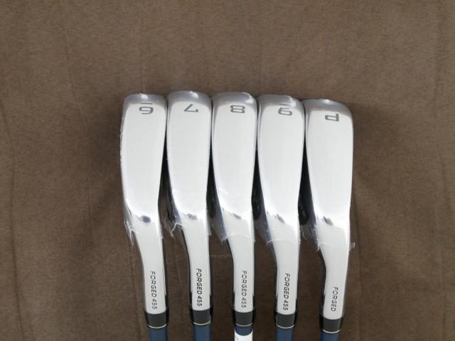 Iron set : Callaway : **ของใหม่ ยังไม่แกะพลาสติก** ชุดเหล็ก Callaway Paradym (รุ่นปี 2023 Japan Spec.) มีเหล็ก 6-Pw (5 ชิ้น) ก้านกราไฟต์ Fujikura VENTUS TR 5 Flex R