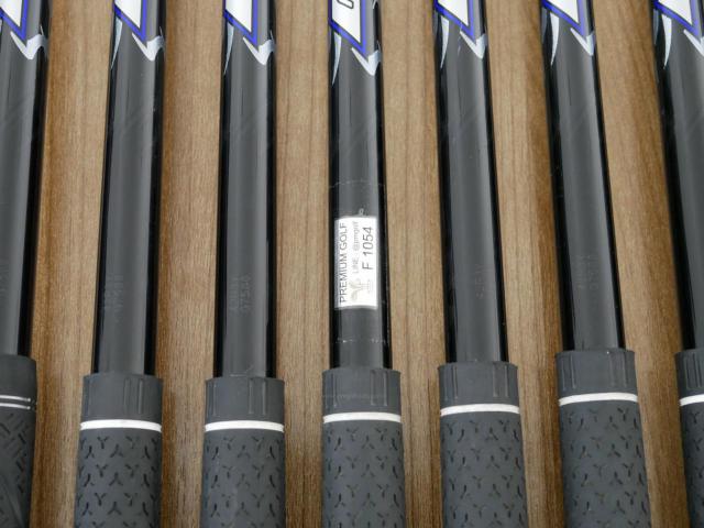 Iron set : Mizuno : ชุดเหล็ก Mizuno JPX EIII Hot Metal (รุ่นท้อป หน้าเด้ง ตีไกล) มีเหล็ก 5-Pw,48,56 (8 ชิ้น) ก้านกราไฟต์ Flex R