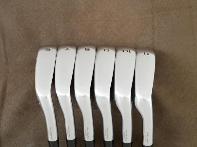 Iron set : Honma : ชุดเหล็ก Honma Tour World TR21X (ออกปี 2021 ตีง่าย ไกล) มีเหล็ก 6-11 (6 ชิ้น) ก้านกราไฟต์ Fujikura MCI 80 Flex S